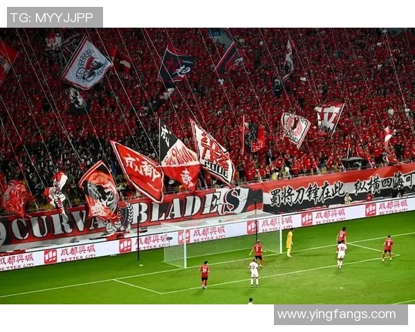 成都足球队在城市联赛中以55分稳居榜首争夺冠军的希望依然强烈